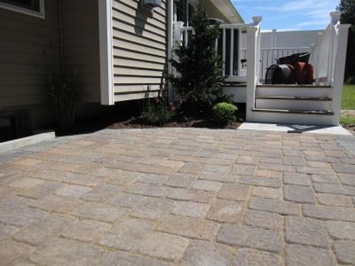 Elain patio